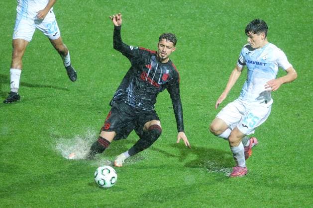HNK Rijeka v AC Sparta Praha: UEFA Conference League Albion Rrahmani of Sparta Praha and Dominik Thaqi of HNK Rijeka competes for the ball during the UEFA Conference League group phase matchday 2 between HNK Rijeka and AC Sparta Praha at HNK Rijeka Stadium on October 23, 2025. in Rijeka, Croatia.  NelxPavletic PIXSELL