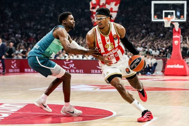 KK Crvena zvezda v Saski Baskonia - EuroLeague BELGRADE, SERBIA - OCTOBER 23: Chima Moneke (95) of Crvena zvezda in action during the Turkish Airlines EuroLeague basketball match between KK Crvena zvezda and Saski Baskonia at the Belgrade Arena in Belgrade, Serbia on October 23, 2025. Filip Stevanovic Anadolu Belgrade Serbia. Editorial use only. Please get in touch for any other usage.  Copyright: x2025xAnadoluxFilipxStevanovicx