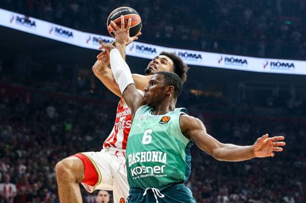 KK Crvena zvezda v Saski Baskonia - EuroLeague BELGRADE, SERBIA - OCTOBER 23: Hamidou Diallo (6) of Saski Baskonia in action during the Turkish Airlines EuroLeague basketball match between KK Crvena zvezda and Saski Baskonia at the Belgrade Arena in Belgrade, Serbia on October 23, 2025. Filip Stevanovic Anadolu Belgrade Serbia. Editorial use only. Please get in touch for any other usage.  Copyright: x2025xAnadoluxFilipxStevanovicx