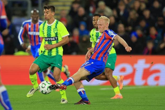 Crystal Palace v AEK Larnaca Europa Conference League 23scores a goal 1-02025. Crystal Palace midfielder Will Hughes (19) during the Europa Conference League match between Crystal Palace and AEK Larnaca at Selhurst Park, London, England on 23 October 2025. London Selhurst Park Greater London England Editorial use only , Copyright: xSimonxRoex PSI-23080-0091