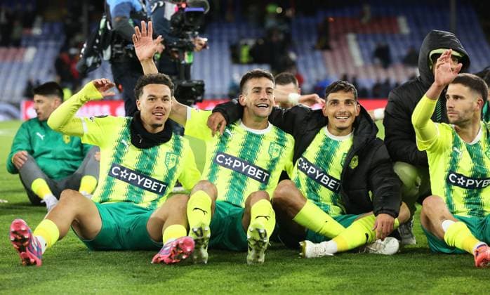 Crystal Palace v AEK Larnaca, London, UK - 23 Oct 2025 Post-match celebrations from the AEK Larnaca team after the Europa Conference League match between Crystal Palace and AEK Larnaca on 23rd October 2025 at Selhurst Park, London London Selhurst Park London GBR Copyright: xJoshxSmith PPAUKx PPA-225175