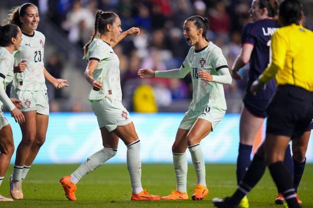 October 23, 2025: Portugal Defender Diana Gomes (19) celebrates a goal during the first half of an International Friendly, Länderspiel, Nationalmannschaft against the United States at Subaru Park in Chester, Pennsylvania. CSM Chester United States of America - ZUMAc04_ 20251023_zma_c04_010 Copyright: xKylexRoddenx