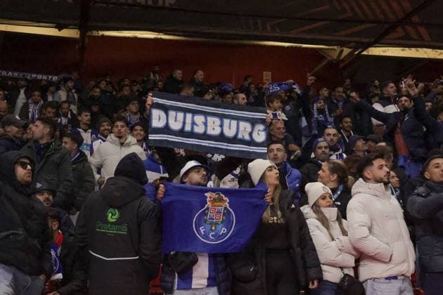 Nottingham Forest v FC Porto Europa League 23 10 2025. FC Porto Fans during the Europa League match between Nottingham Forest and FC Porto at the City Ground, Nottingham, England on 23 October 2025. Editorial use only , Copyright: xJezxTighex PSI-23076-0126