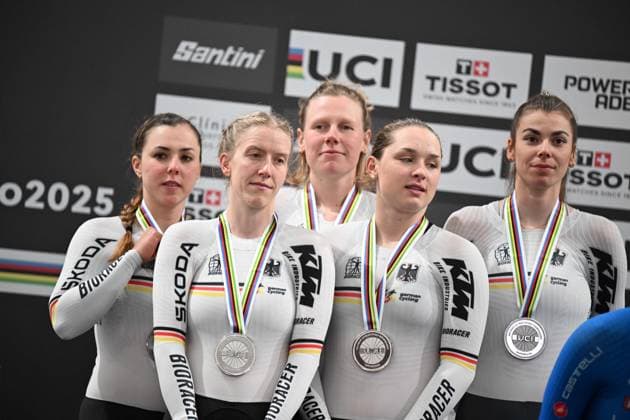 Cycling, track cycling, World Championships in Santiago de Chile, womens foursome wins silver