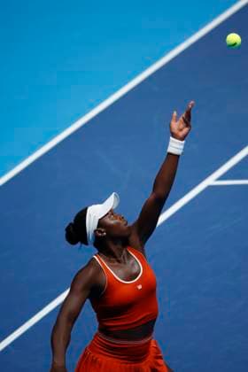 October 24, 2025, Tokyo, Japan: Victoria MBOKO (CAN) serves against Elena RYBAKINA (KAZ) during their Quarter Final match at the Toray Pan Pacific Open Tennis at Ariake Colosseum in Tokyo. The tournament runs from October 20 to 26. Rybakina won 6-3, 7-6 Tokyo Japan - ZUMAm191 20251024_aap_m191_012 Copyright: xRodrigoxReyesxMarinx