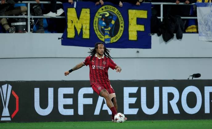 Maccabi Tel-Aviv v Midtjylland, UEFA Europa League 2025 2026 Backa Topola, Serbia. 23rd October 2025. Midtjylland s Kevin Mbabu during the UEFA Europa League football match between Maccabi Tel-Aviv and Midtjylland in Backa Topola, Serbia on Oct. 23, 2025. Backa Topola Serbia Copyright: xPedjaxMilosavljevic STARSPORTx x