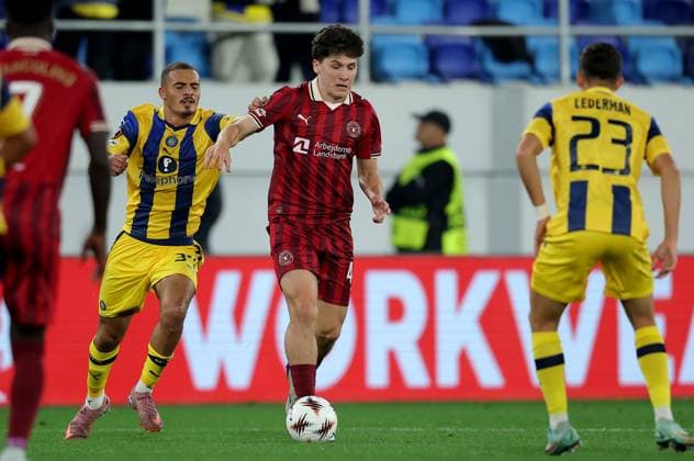 Maccabi Tel-Aviv v Midtjylland, UEFA Europa League 2025 2026 Backa Topola, Serbia. 23rd October 2025. Midtjylland s Ousmane Diao during the UEFA Europa League football match between Maccabi Tel-Aviv and Midtjylland in Backa Topola, Serbia on Oct. 23, 2025. Backa Topola Serbia Copyright: xPedjaxMilosavljevic STARSPORTx x