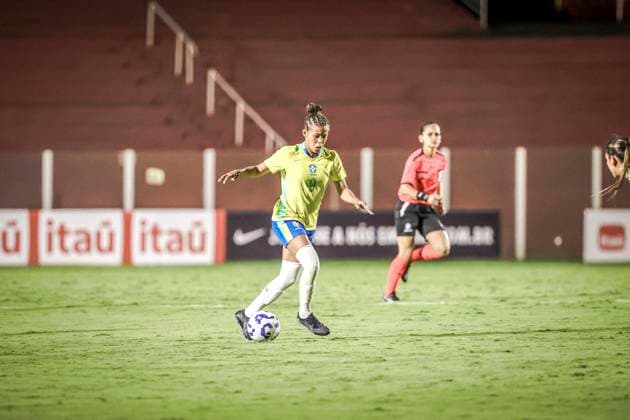 Amistoso Feminino Sub20 Brasil x México GOIÃ¢NIA, GO - 23.10.2025: AMISTOSO FEMININO SUB20 BRASIL X MÃ XICO - Friendly match between the Brazilian Women& 39;s Under-20 Team and the Mexican national team, Nationalteam held at the OnÃ sio Brasileiro Alvarenga Stadium in the city of Goiania GO, this Wednesday, 23rd. (Photo: Claudio Santos Fotoarena) x2829865x  ClaudioxSantos