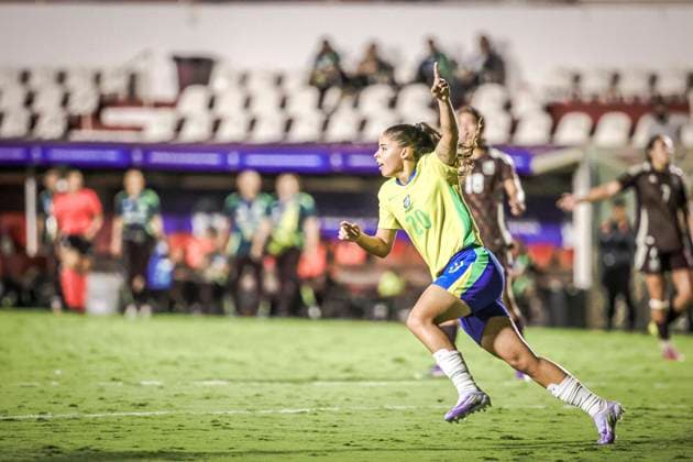 Amistoso Feminino Sub20 Brasil x México GOIÃ¢NIA, GO - 23.10.2025: AMISTOSO FEMININO SUB20 BRASIL X MÃ XICO - Friendly match between the Brazilian Women& 39;s Under-20 Team and the Mexican national team, Nationalteam held at the OnÃ sio Brasileiro Alvarenga Stadium in the city of Goiania GO, this Wednesday, 23rd. (Photo: Claudio Santos Fotoarena) x2829873x  ClaudioxSantos