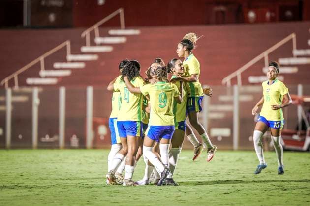Amistoso Feminino Sub20 Brasil x México GOIÃ¢NIA, GO - 23.10.2025: AMISTOSO FEMININO SUB20 BRASIL X MÃ XICO - Friendly match between the Brazilian Women& 39;s Under-20 Team and the Mexican national team, Nationalteam held at the OnÃ sio Brasileiro Alvarenga Stadium in the city of Goiania GO, this Wednesday, 23rd. (Photo: Claudio Santos Fotoarena) x2829877x  ClaudioxSantos