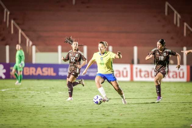 Amistoso Feminino Sub20 Brasil x México GOIÃ¢NIA, GO - 23.10.2025: AMISTOSO FEMININO SUB20 BRASIL X MÃ XICO - Friendly match between the Brazilian Women& 39;s Under-20 Team and the Mexican national team, Nationalteam held at the OnÃ sio Brasileiro Alvarenga Stadium in the city of Goiania GO, this Wednesday, 23rd. (Photo: Claudio Santos Fotoarena) x2829886x  ClaudioxSantos