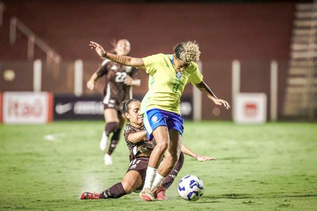Amistoso Feminino Sub20 Brasil x México GOIÃ¢NIA, GO - 23.10.2025: AMISTOSO FEMININO SUB20 BRASIL X MÃ XICO - Friendly match between the Brazilian Women& 39;s Under-20 Team and the Mexican national team, Nationalteam held at the OnÃ sio Brasileiro Alvarenga Stadium in the city of Goiania GO, this Wednesday, 23rd. (Photo: Claudio Santos Fotoarena) x2829889x  ClaudioxSantos