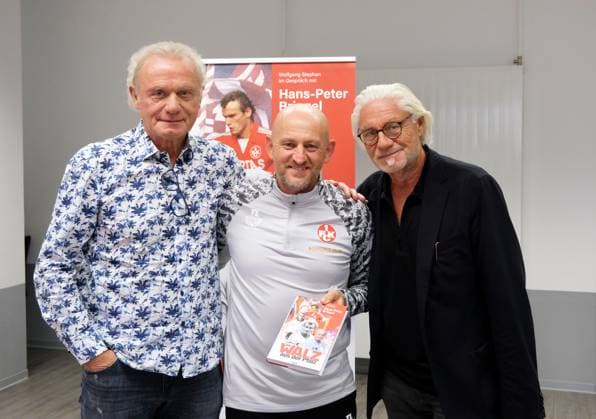Football 2 Bundesliga Season 2025 26 1 FC Kaiserslautern 24 10 2025 Fritz Walter Stadium Book presentation with Hans Peter BRIEGEL and author Wolfgang STEPHAN, with coach Torsten LIEBERKNECHT 1 FC Kaiserslautern 1 FC Kaiserslautern