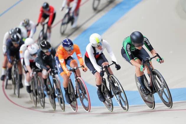 2025 Tissot UCI Track World Championships Picture by Alex Whitehead SWpix.com - 24 10 2025 - Cycling - 2025 Tissot UCI Track World Championships - Velodromo PenalolÃ n, Santiago, Chile - Women™s Omnium - Scratch Race - Lara Gillespie (Ireland) Copyright: x xSWpix.comx(t axPhotographyxHubxLtd)xAlexxWhitehead SWpix.comx SWP-3030-11045