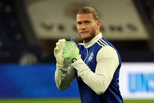 24 10 2025, xrekx, Soccer 2 Bundesliga, FC Schalke 04 SV Darmstadt 98 v l Loris Karius FC Schalke 04 DFL DFB REGULATIONS PROHIBIT ANY USE OF PHOTOGRAPHS as IMAGE SEQUENCES and or QUASI VIDEO Gelsenkirchen
