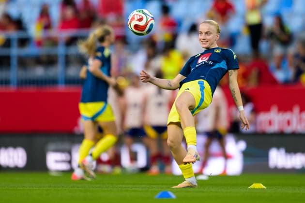 251024 Anna Sandberg of Sweden ahead of the Women s Nations League semifinal football match between Spain and Sweden on October 24, 2025 in Malaga Photo Ludvig Thunman BILDBYRAN code LT LT0735 fotboll football soccer fotball nations league uefa womens nations league spanien sverige sweden spain dam bbeng semifinal  Copyright: LUDVIGxTHUNMAN BB251024LT017