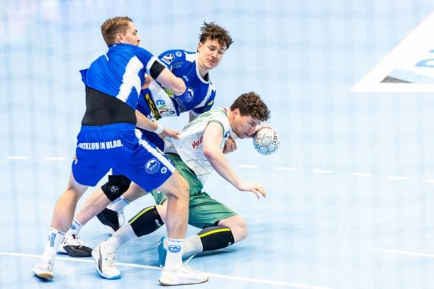 24 10 2025, GER, Handball, Men, Season 25 26, Daikin 1 Bl, 10 Matchday ThSV Eisenach GWD Minden Oskar Joelsson ThSV Eisenach,3 , Tillman Leu ThSV Eisenach,99 99817 Eisenach Werner Assmann Halle Am Sportp Thueringen Germany