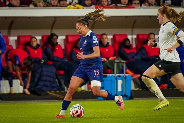 Football UEFA Womens Nations League 2024 25, semi-final Germany vs France Merkur Spiel Arena Düsseldorf Selma Bacha France, 13 Düsseldorf North Rhine-Westphalia Germany Copyright: xJOERANxSTEINSIEKx