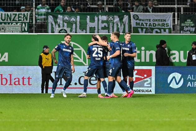 2 Bundesliga SpVgg Greuther Fuerth Karlsruher SC 24 10 2025 FUERTH, GERMANY OCTOBER 24 Lilian EGLOFF Karlsruher SC 25 celebrating the goal to makes 0 2 during the 2 bundesliga match between SpVgg Greuther Fuerth vs Karlsruher SC on matchday 10 at Sportpark Ronhof Thomas Sommer on October 24, 2025 in Fuerth, Germany DFL REGULATIONS PROHIBIT ANY USE OF PHOTOGRAPHS AS IMAGE SEQUENCES AND OR QUASI VIDEO Copyright: xBEAUTIFULxSPORTS Goldbergx