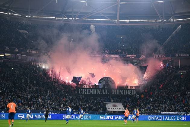 24 10 2025, Football, 2 Bundesliga, Season 2025 2026, Matchday 10, FC Schalke 04 SV Darmstadt, Fan choreo SV Darmstadt, xRHR FOTO YYx Copyright: KROEGER RHR-FOTOx RHR-FOTO YY
