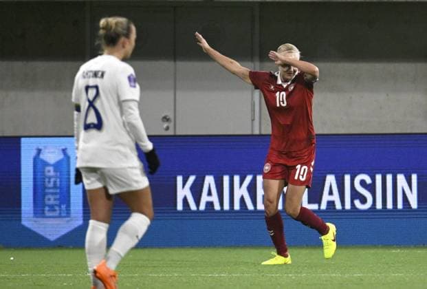 Pernille Harder of Denmark celebrates 0-4 goal during the women s Nations s League football match Finland vs Denmark in Tampere, Finland on 24th October, 2025. Tampere Finland LKFTJK20251024202805JJZY  Copyright: xAnttixAimo-Koivistox LKFTJK20251024202805JJZY