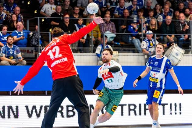24 10 2025, GER, Handball, Men, Season 25 26, Daikin 1 Bl, 10 Matchday ThSV Eisenach GWD Minden Max Staar GWD Minden 99817 Eisenach Werner Assmann Halle Am Sportp Thueringen Germany
