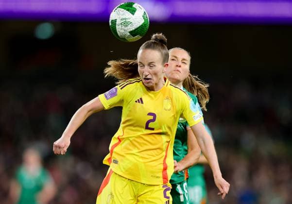 2025 UEFA Women s Nations League Promotion Relegation Play-off First Leg, Aviva Stadium, Dublin 24 10 2025 Republic of Ireland vs Belgium Belgium s Sari Kees and Ireland s Kyra Carusa contest the ball Sari Kees and Kyra Carusa contest the ball 24 10 2025  Copyright: x INPHO RyanxByrnex RB1_7957
