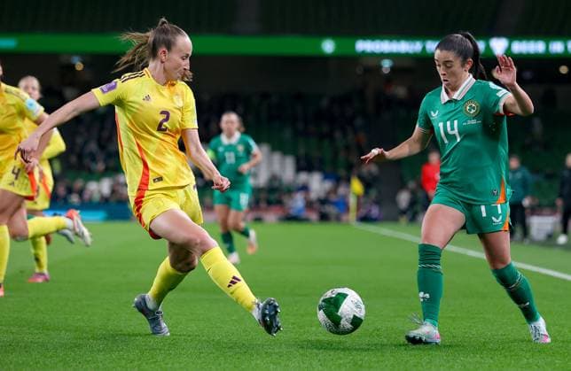 2025 UEFA Women s Nations League Promotion Relegation Play-off First Leg, Aviva Stadium, Dublin 24 10 2025 Republic of Ireland vs Belgium Belgium s Sari Kees and Ireland s Marissa Sheva Sari Kees and Marissa Sheva 24 10 2025  Copyright: x INPHO RyanxByrnex RB2_2957