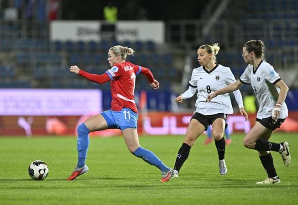 Opening match of the play-off to Group A of the League of Nations: Czech Republic - Austria in Uherske Hradiste, Czech Republic, October 24, 2025. From left Czech Tereza Krejcirikova, Sophie Hillebrand, Claudia Wenger, both of Austria. (CTKxPhoto DaliborxGluck) CTKPhotoP2025102407692  CTKPhotoP2025102407692