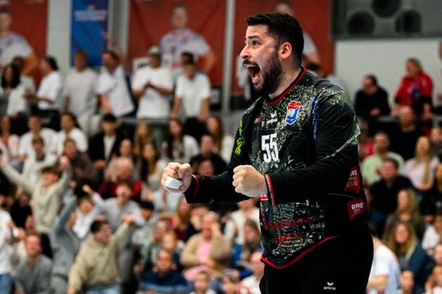 Huettenberg HBL 25 26 TV Huettenberg SG BBM Bietigheim Torhueter Yahav Shamir Huettenberg Jubel Freude Emotion Huettenberg Sportzentrum Germany
