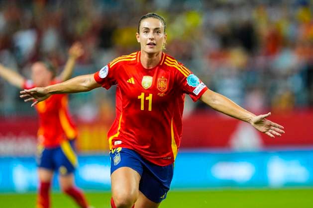 October 24, 2025, Malaga, Malaga, SPAIN: Alexia Putellas of Spain celebrates a goal during the UEFA Women s Nations League 2025 Semi-Final first leg match between Spain and Sweden at La Rosaleda Stadium on October 24, 2025 in Malaga, Spain Malaga SPAIN - ZUMAa181 20251024_zaa_a181_012 Copyright: xJoaquinxCorcherox