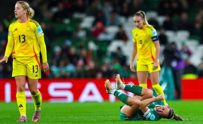 2025 UEFA Women s Nations League Promotion Relegation Play-off First Leg, Aviva Stadium, Dublin 24 10 2025 Republic of Ireland WNT vs Belgium Ireland™s Katie McCabe down injured Katie McCabe down injured 24 10 2025  Copyright: x INPHO RyanxByrnex RB1_9330
