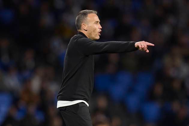 October 24, 2025, San Sebastian, Guipuzcoa, SPAIN: Sergio Francisco head coach of Real Sociedad reacts during the LaLiga EA Sports match between Real Sociedad and Sevilla FC at Anoeta on October 24, 2025, in San Sebastian, Spain. San Sebastian SPAIN - ZUMAa181 20251024_zaa_a181_090 Copyright: xRicardoxLarreinax