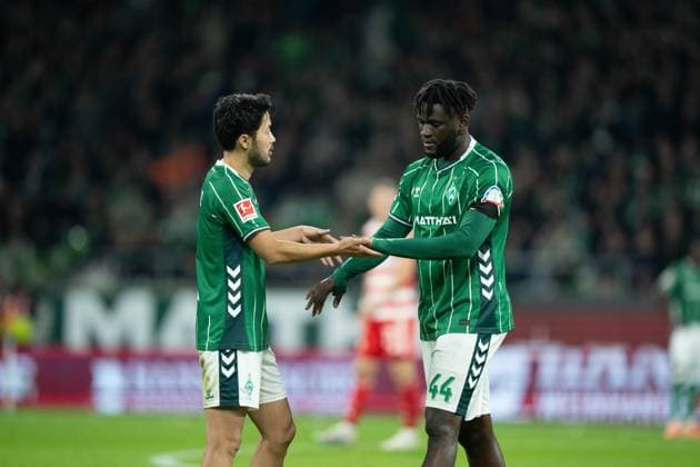 SV Werder Bremen vs Union Berlin Bundesliga Matchday 8 Yukinari Sugawara of SV Werder Bremen in action during the Bundesliga match against Borussia Union Berlin Copyright: xTaiseixIwamotox