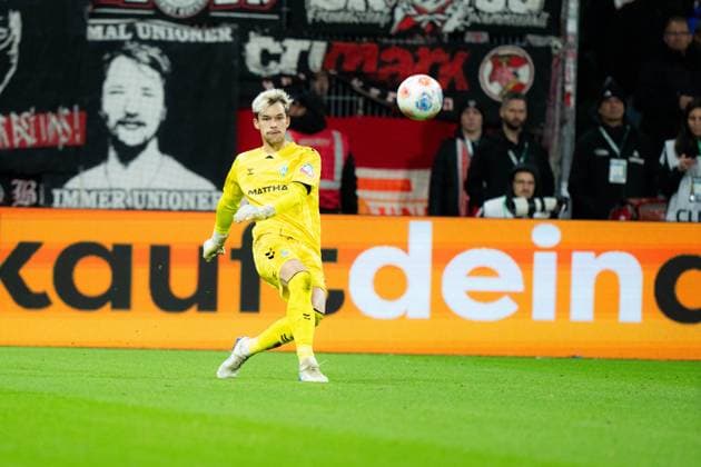 SV Werder Bremen vs Union Berlin Bundesliga Matchday 8 Mio Backhaus of SV Werder Bremen in action during the Bundesliga match against Borussia Union Berlin Copyright: xTaiseixIwamotox