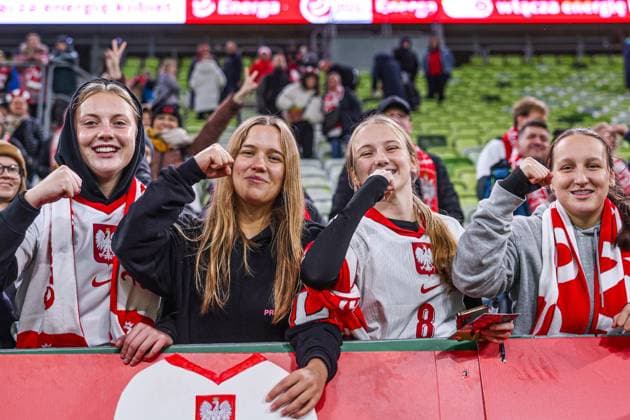 24.10.2025 GDANSK, POLSAT PLUS ARENA PILKA NOZNA KOBIET ( WOMEN S FOOTBALL) MECZ TOWARZYSKI REPREZENTACJI NARODOWYCH ( International Friendly, Länderspiel, Nationalmannschaft GAME ) MECZ POLSKA - HOLANIA ( GAME POLAND - NETHERLANDS ) NZ KIBICE POLSKA ILUSTRACJA, TRANSPARENTY DOPING FOTO LUKASZ GROCHALA CYFRASPORT NEWSPIX.PL --- newspix.pl 