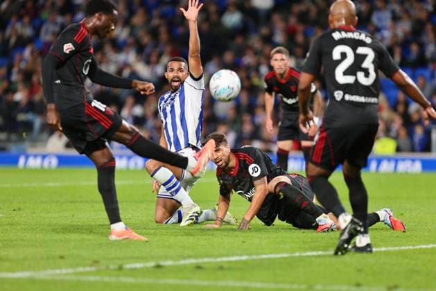 Spanish La Liga EA Sports soccer match between Real Sociedad and Sevilla at Reale Arena Stadium in San Sebastian, Spain 24 October 2025 900 Cordon Press  900 CordonxPress LOF - Real Sociedad vs Sevilla