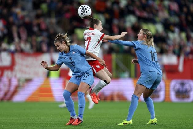2025.10.24 Gdansk Pilka nozna kobiet Mecz towarzyski Polska - Holandia N z Victoria Pelova Gabriela Grzybowska Jill Jamie Rood Foto Piotr Matusewicz PressFocus 2025.10.24 Gdansk Football womens Poland - Holland Victoria Pelova Gabriela Grzybowska Jill Jamie Rood Credit: Piotr Matusewicz PressFocus NEWSPIX.PL --- newspix.pl 