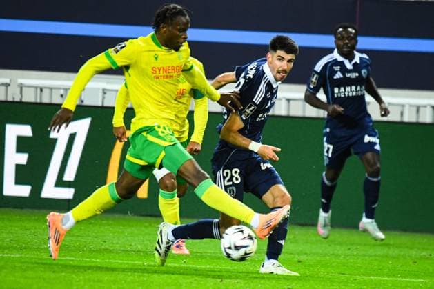 FOOTBALL : Paris FC vs FC Nantes - Ligue 1 - JournÃ e 9 - 24 10 2025 Thibault De Smet (Paris FC) ParisFrance  Copyright: xBaptistexAutissierx