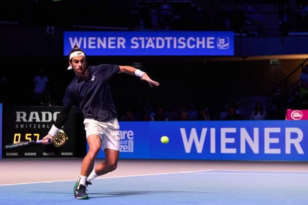 Lorenzo Musetti of Italy returns a forehand to Corentin Moutet of France during the Quarter-finals match at Erste Bank Open 2025 at Wiener Stadthalle on October 24, 2025 in Vienna, Austria. (Photo by Camilla Stolen, Imago) Vienna Austria Copyright: xCamillaxStolenx L1074645