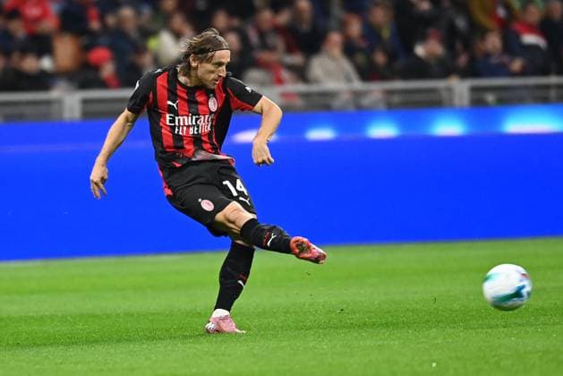CALCIO - Serie A - AC Milan vs Pisa SC Luka MODRIC (AC MILAN) IN ACTION during AC Milan vs Pisa SC, Italian soccer Serie A match in Milan, Italy, October 24 2025 Milan Italy  Copyright: xIPAxSport ABACAx