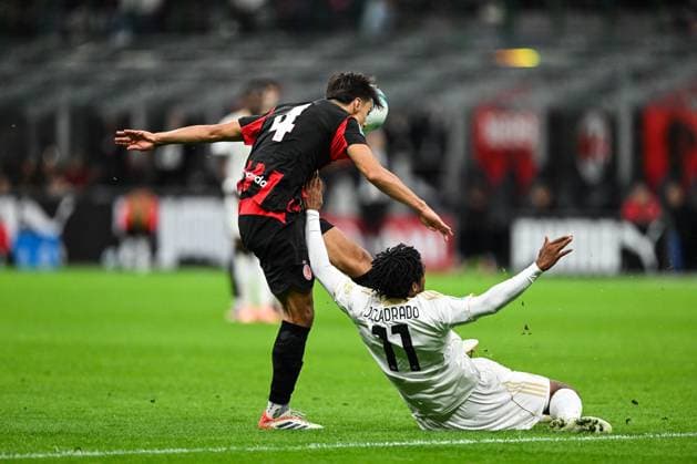 CALCIO - Serie A - AC Milan vs Pisa SC Samuele Ricci in action during the Italian Serie A football match between AC Milan and Pisa SC on 24 of October 2025 at Giuseppe Meazza San Siro Siro stadium in Milan, Italy Milan Italy  Copyright: xIPAxSport ABACAx