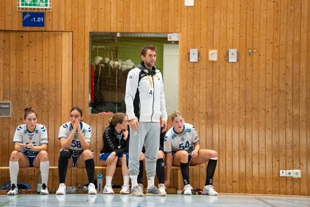 Handball I Women I Season 2025 2026 I Oberliga I 4 Matchday I SV Hohenacker Neustadt SV Salamander Kornwestheim I 24 10 2025 Coach Hans Jungwirth SV Kornwestheim Waiblingen Sporthalle Neustadt Baden Württemberg Germany Copyright: xLobeca MaxxPetershansx