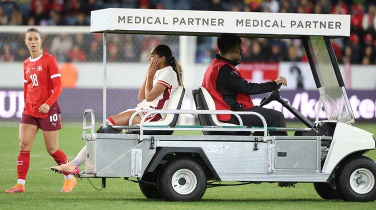 Switzerland Canada Olivia Smith Canada injured U16 Switzerland Montenegro 24 10 2025 Swissporarena Lucerne, SWITZERLAND, season 2025 2026 Womens soccer international national team Switzerland Canada Olivia Smith Canada has to leave the pitch injured with pain