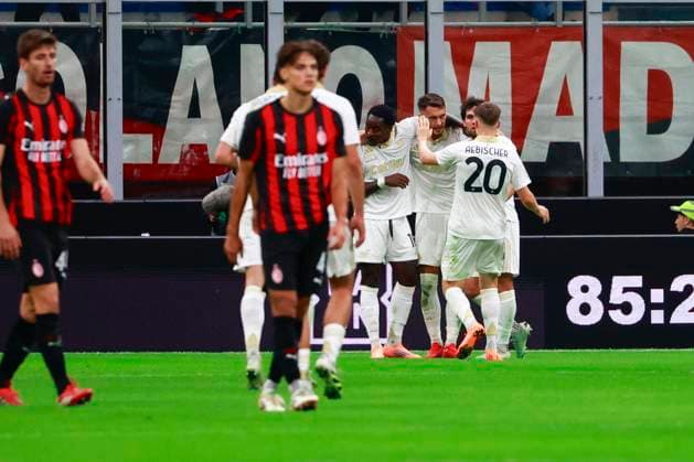 AC Milan v Pisa SC - Serie A Michel Aebischer and M Bala Nzola celebrate the goal during the Serie A match between AC Milan and Pisa at Giuseppe Meazza stadium in Milano, Italy, on October 24, 2025. Milano Milano Italy  Copyright: xMairoxCinquettix originalFilename:cinquetti-acmilanv251024_npTVM.jpg
