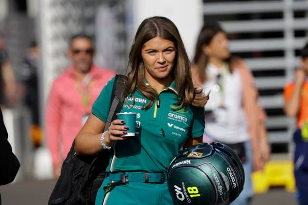 2025 Mexico City Grand Prix Aston Martin staff transport driver Lance Stroll s helmet is at the Autodromo Hnos. Rodriguez in Mexico City, Mexico, on October 24, 2025, prior to practice for the F1 Grand Prix. Mexico City Mexico City Mexico  Copyright: xGerardoxVieyrax originalFilename:vieyra-notitle251024_npSiM.jpg