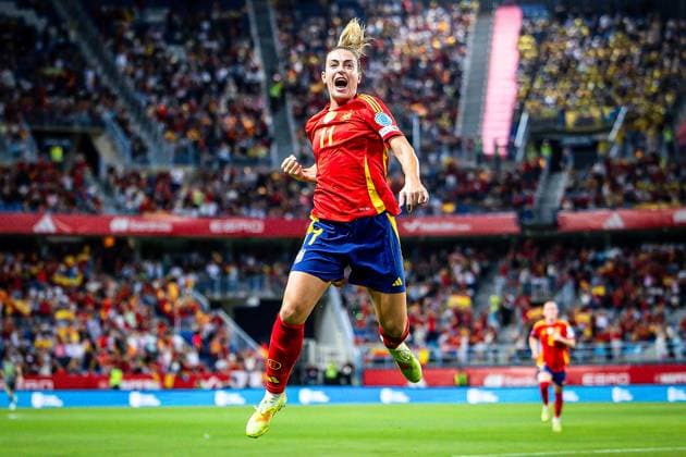 October 24, 2025, Malaga, Spain, Spain: Alexia PUTELLAS of Spain during the UEFA Women s Nations League, semi-final match between Spain and Sweden at La Rosaleda on October 24, 2025 in Malaga, Spain. Rafael Roman Malaga Spain - ZUMAm308 20251024_zsp_m308_003 Copyright: xMatthieuxMirvillex