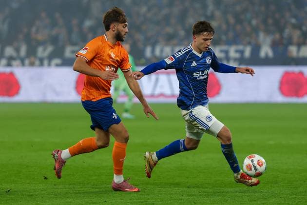 2 Bundesliga FC Schalke 04 SV Darmstadt 98 on 24 10 2025 in the Veltins Arena at Schalke Vitalie Becker Schalke 33 vs Killian Corredor Darmstadt 34 MH