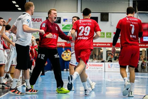 Huettenberg HBL 25 26 TV Huettenberg SG BBM Bietigheim Torhueter Simone Böhne Boehne Huettenberg Jubel Freude Emotion Huettenberg Sportzentrum Germany