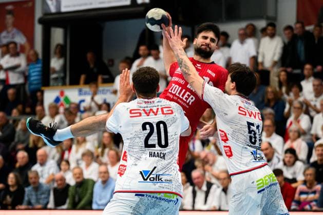 Huettenberg HBL 25 26 TV Huettenberg SG BBM Bietigheim Leif Haack Huettenberg , Juan de la Pena Bietigheim , Hendrik Schreiber Huettenberg Huettenberg Sports Center Germany